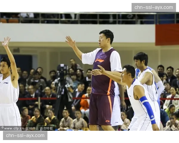 “‘CBA你我TA’公益活动走进西藏,王哲林参与乡村篮球场奠基仪式” “‘CBA你我TA’公益活动走进西藏,王哲林参与乡村篮球场奠基仪式”