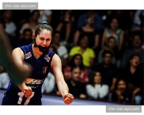 伤病报告:荷兰女排明星接应达尔德罗普膝伤恢复良好,已参与球队合练 伤病报告:荷兰女排明星接应达尔德罗普膝伤恢复良好,已参与球队合练